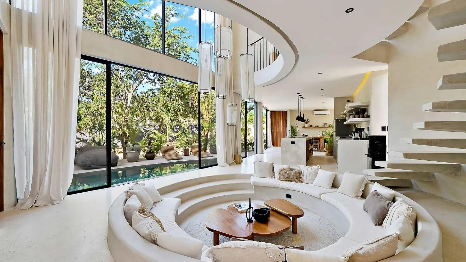 Majestic Jungle Villa With 2 Pools & Rooftop Bbq 툴룸